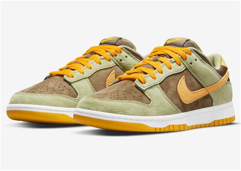 dusty olive Nike dunk